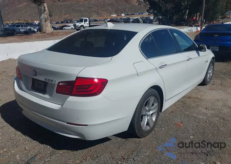 2013 BMW 528I из США, поврежденный, VIN WBAXG5C51DDY36412